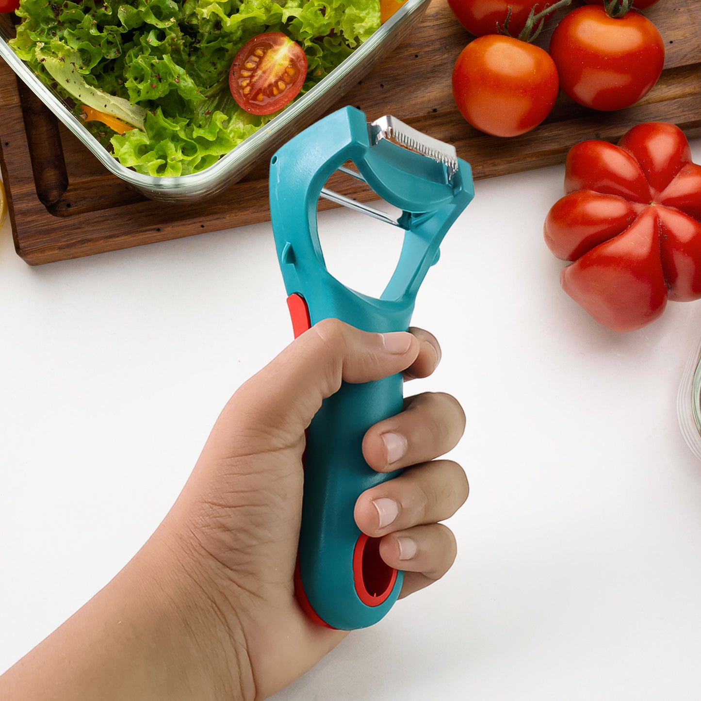 4-in-1 Veggie & Fruit Peeler – The Tiny Tool That Does It All (1 Pc)